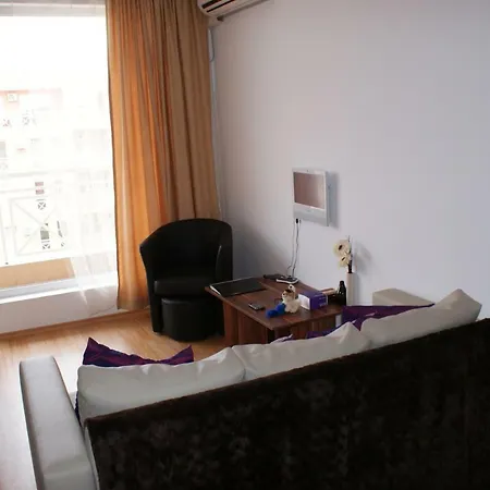 1 Bed In Sunny Day 6 Appartamento