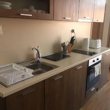 1 Bed In Sunny Day 6 *