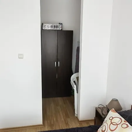 1 Bed In Sunny Day 6